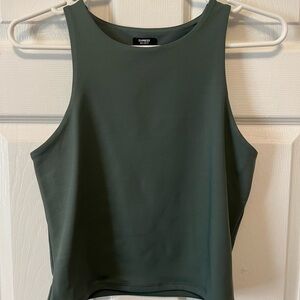 Express Body Contour crop top